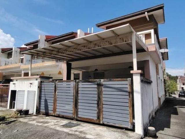 Terraced House for sale in Tanjong Sepat, Selangor