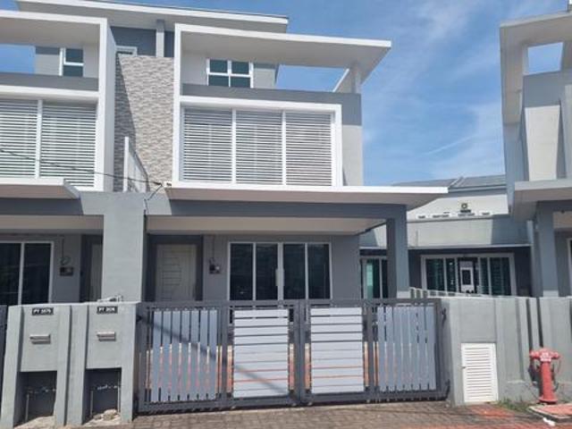 Terraced House for sale in Tringganu