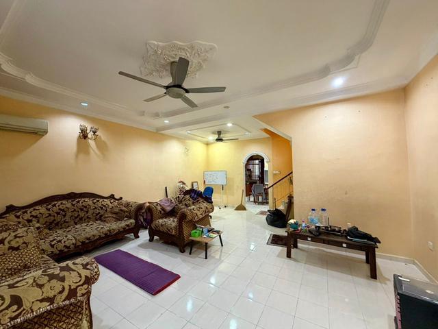Terraced House for sale in Wellesley, Penang