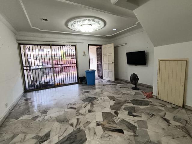 Terraced House for sale in Country Heights Damansara, Kuala Lumpur