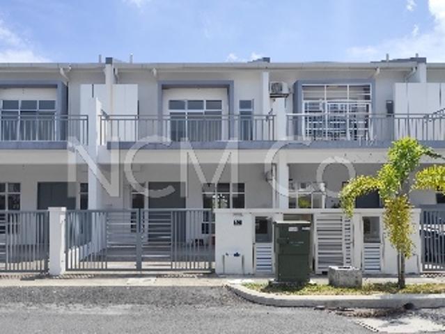 Terraced House for sale in Kuala Selangor, Selangor