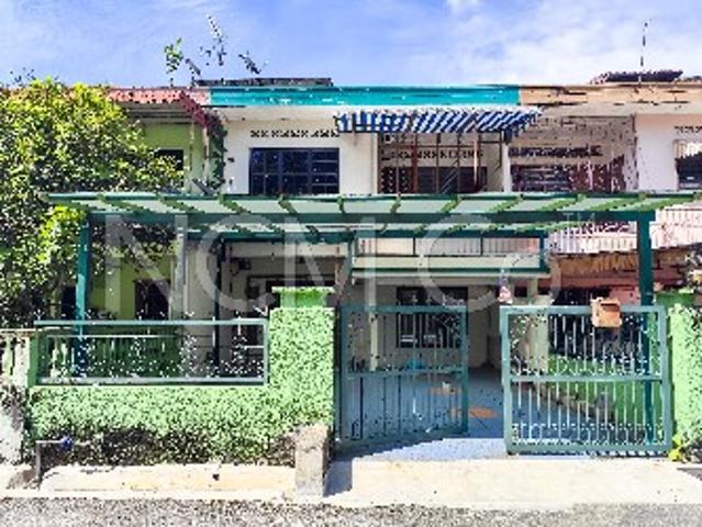 Terraced House for sale in Kuala Selangor, Selangor