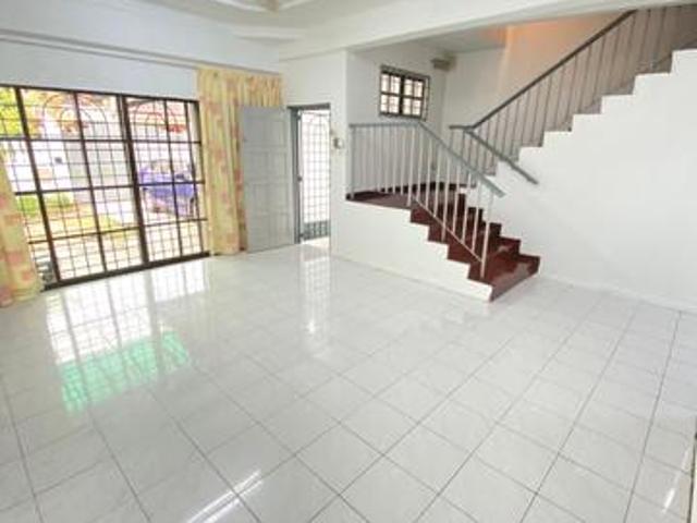 Terraced House for rent in Tebrau