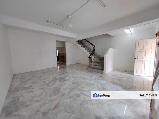 House for sale in Kajang, Langat