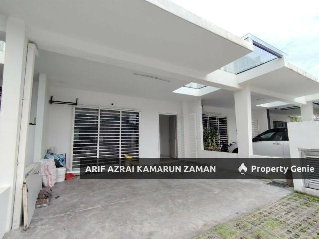 Terraced House for rent in Tanjong Sepat, Selangor