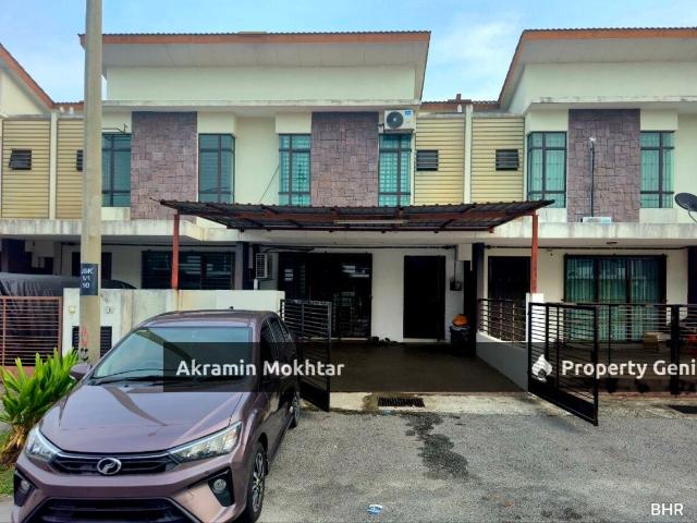 Terraced House for sale in Tanjong Sepat, Selangor