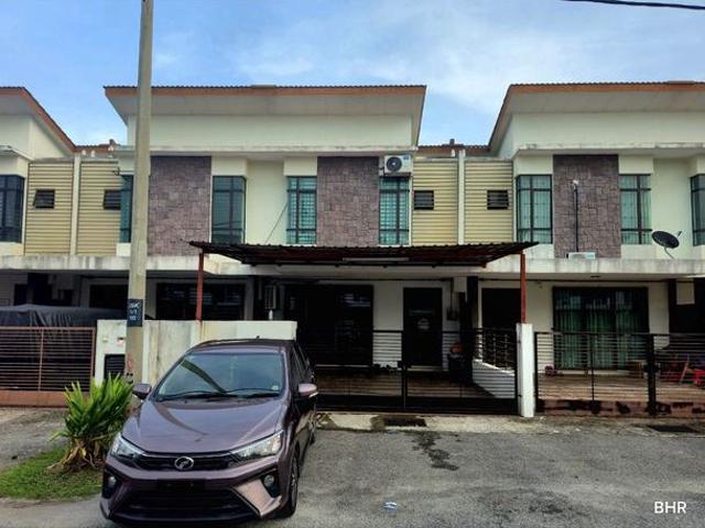 Terraced House for sale in Tanjong Sepat, Selangor