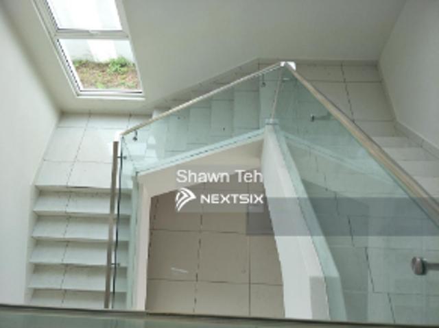 Residential House for sale in Malaka