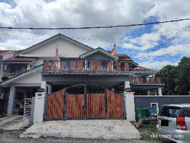 Terraced House for sale in Kuala Selangor, Selangor