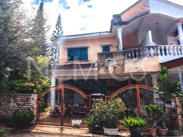 Terraced House for sale in Malaka