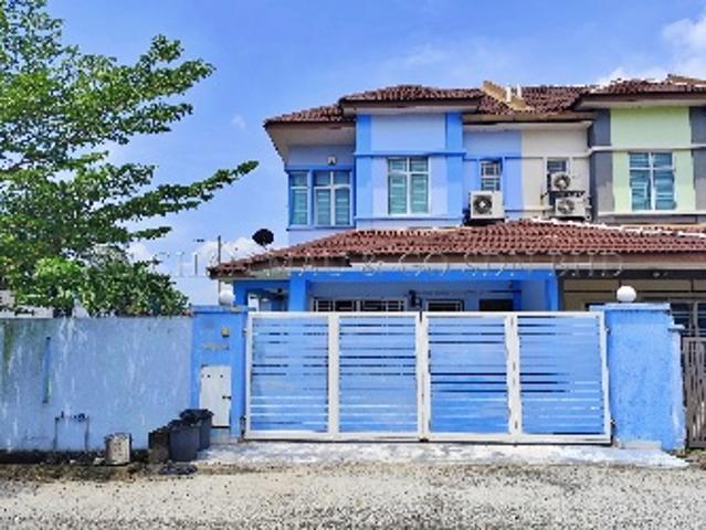 Terraced House for sale in Kuala Selangor, Selangor