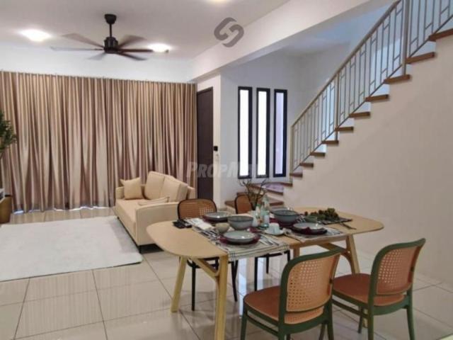 House for rent in Petaling, Alam Impian