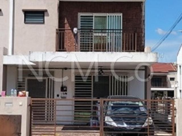 Terraced House for sale in Kuala Selangor