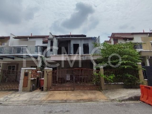 Terraced House for sale in Kuala Selangor, Selangor
