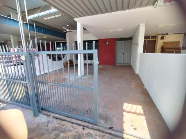 Terraced House for rent in Wellesley, Penang