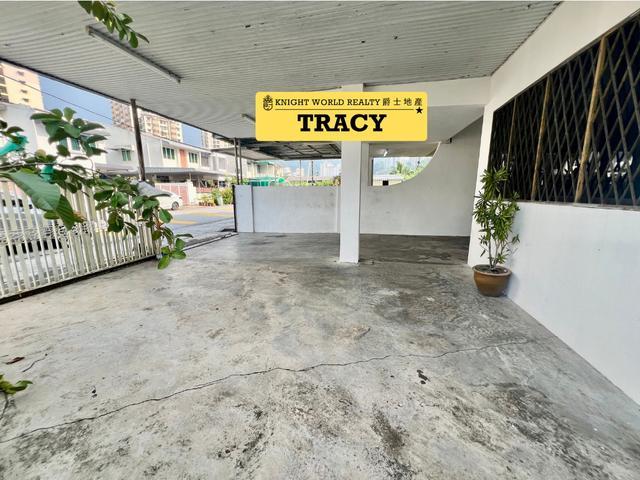 Terraced House for rent in Mukim 13, Georgetown
