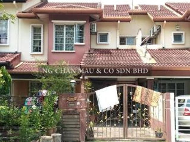 Terraced House for sale in Kuala Selangor, Selangor