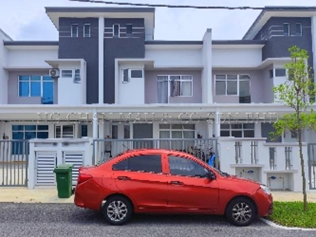 Terraced House for sale in Kuala Selangor, Selangor