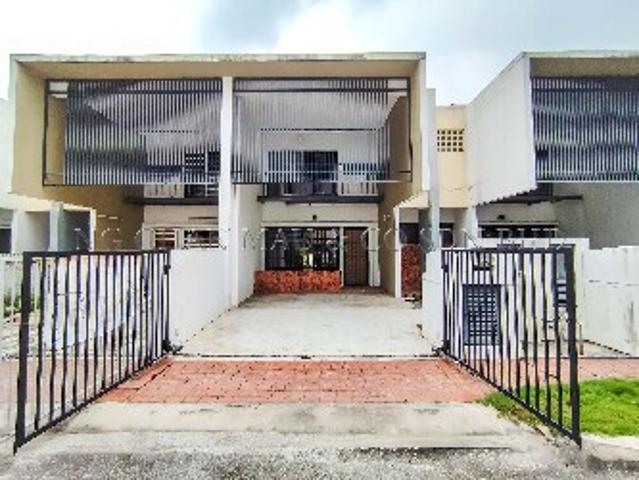 Terraced House for sale in Kuala Selangor, Selangor
