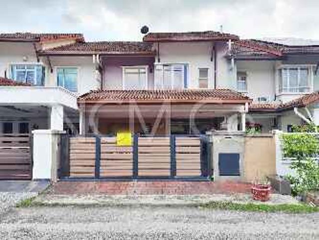 Terraced House for sale in Kuala Selangor, Selangor