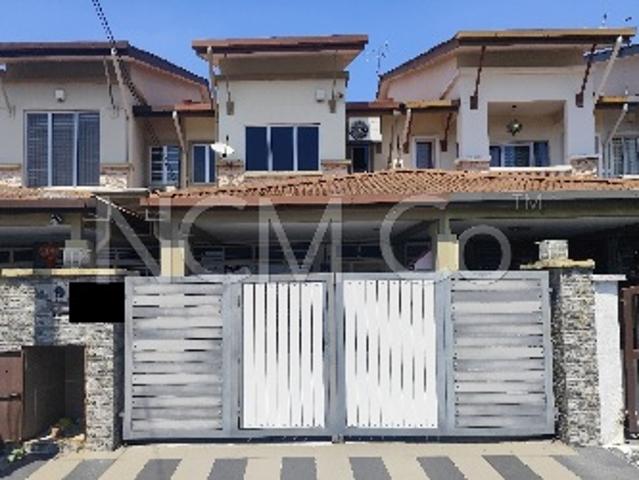 Terraced House for sale in Kuala Selangor, Selangor