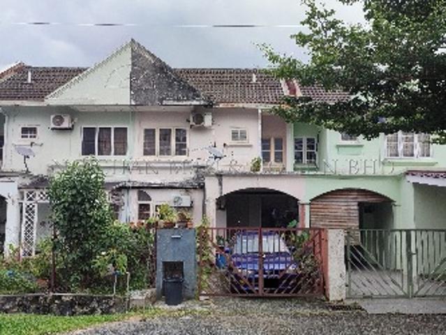 Terraced House for sale in Kuala Selangor, Selangor