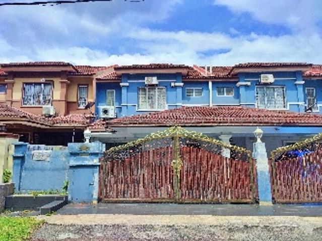 Terraced House for sale in Kuala Selangor, Selangor
