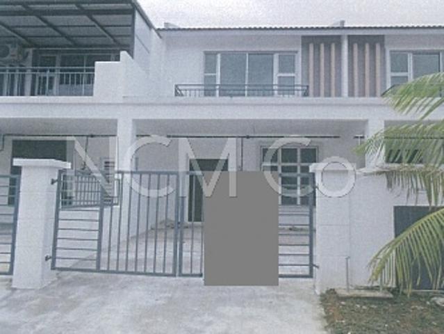 Terraced House for sale in Malaka