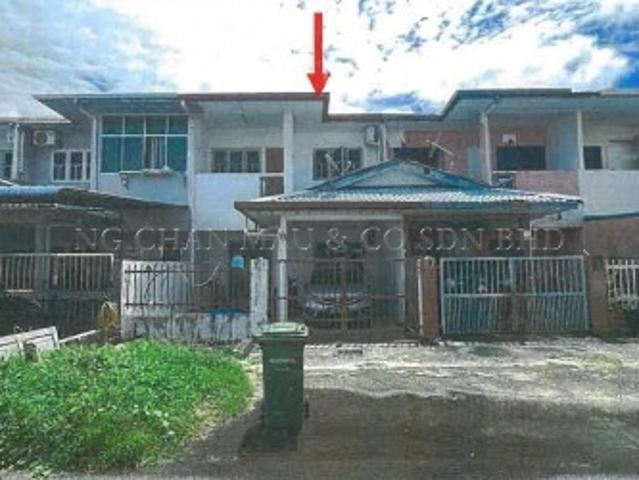 Terraced House for sale in Kuarters Gunasama Negeri Sarawak, Desa Pabahanan