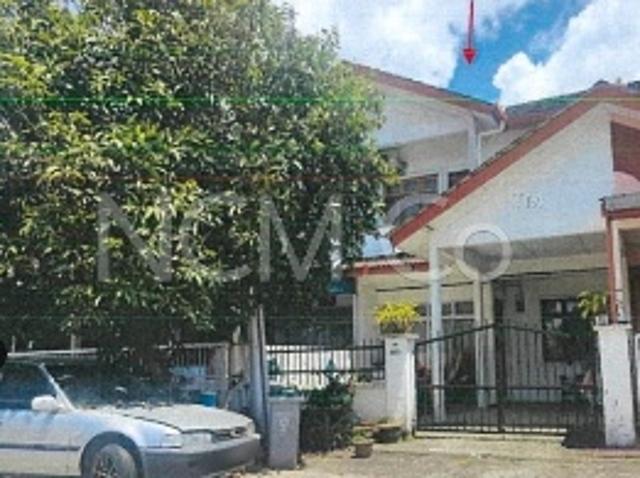 Terraced House for sale in Malaka
