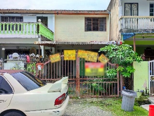 Terraced House for sale in Kuala Selangor, Selangor