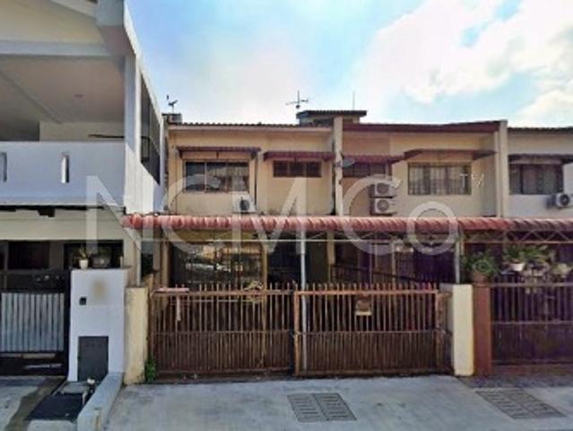 Terraced House for sale in Kuala Selangor, Selangor