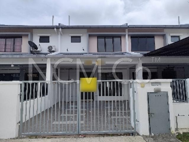 Terraced House for sale in Kuala Selangor, Selangor