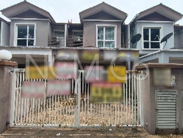 Terraced House for sale in Kuala Selangor, Selangor
