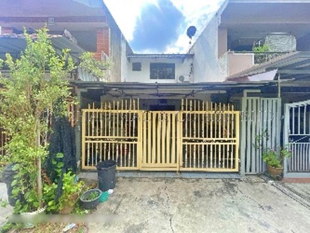 Terraced House for sale in Kuala Selangor, Selangor