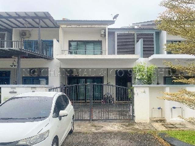 Terraced House for sale in Kuala Selangor, Selangor