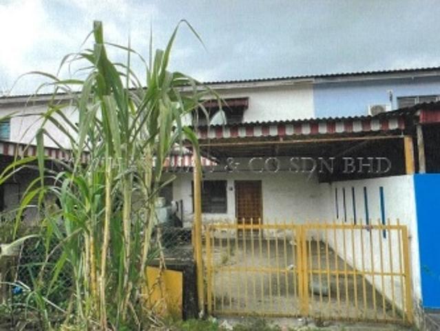 Terraced House for sale in Kuala Selangor, Selangor