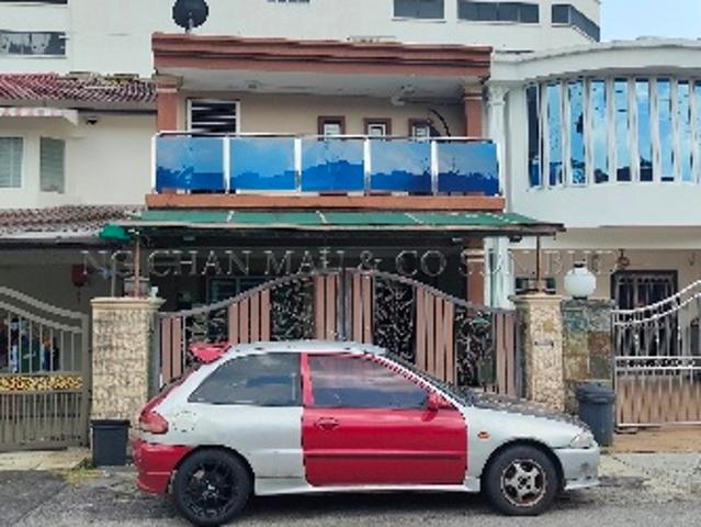 Terraced House for sale in Country Heights Damansara, Kuala Lumpur