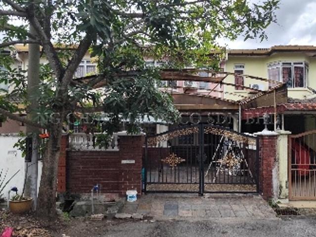 Terraced House for sale in Kuala Selangor, Selangor