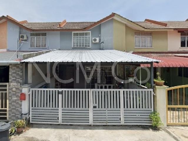Terraced House for sale in Kuala Selangor, Selangor