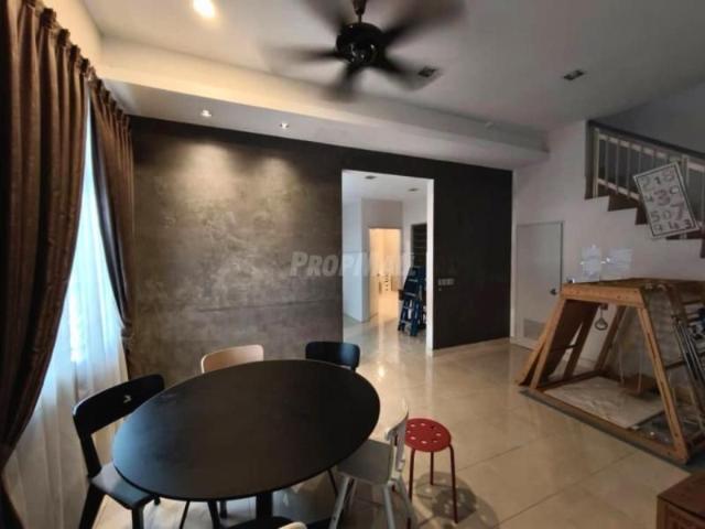 House for rent in Petaling, Alam Impian