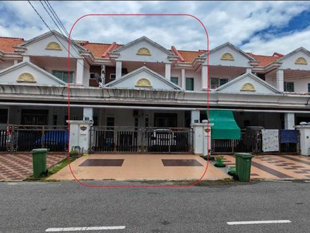 Terraced House for sale in Long Miri, Sarawak