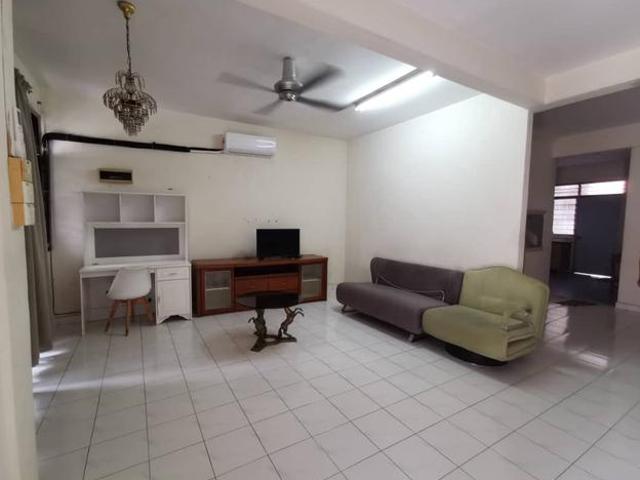 Terraced House for rent in Georgetown, Penang
