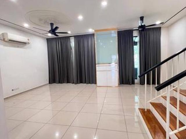 Terraced House for rent in Bandar Johor Bahru, Johor