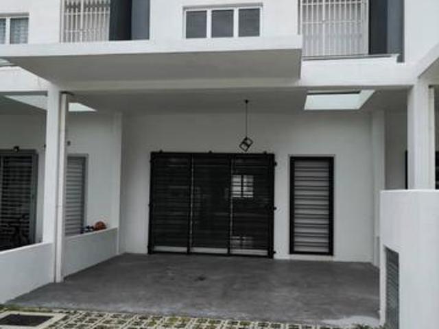 Terraced House for rent in Tanjong Sepat, Selangor
