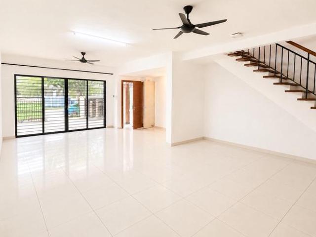Terraced House for rent in Petaling, Alam Impian