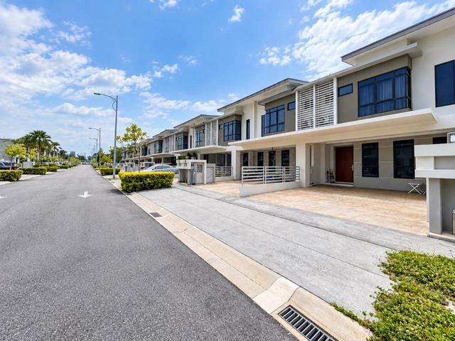 Terraced House for sale in Tanjong Sepat, Selangor