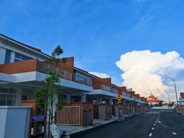 Terraced House for sale in Wellesley, Penang
