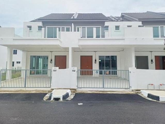 Terraced House for sale in Wellesley, Penang