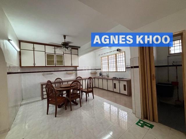 Terraced House for rent in Georgetown, Penang